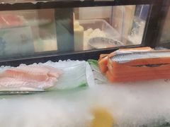 -大中华希尔顿酒店-念自助餐·嗨啤·小龙虾