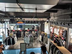 -法雅体育工厂店(皂君庙路店)
