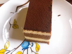 提拉米苏-斯多格书乡(北京大学畅春园店)