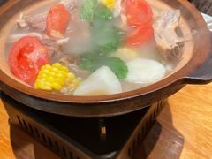 丽江腊排骨锅-一坐一忘云南菜(北京skp店)