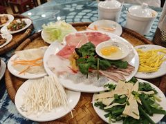 -桥香园云南过桥米线(金马碧鸡店)