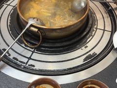 -阿山卓·野生菌火锅·纳西火塘烤肉