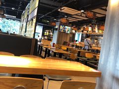 大堂-72街红烧排骨饭(海珠丽影广场店)