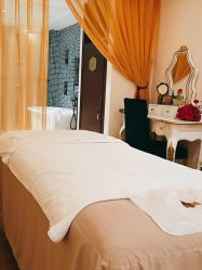 -尊尚柏丽美容SPA