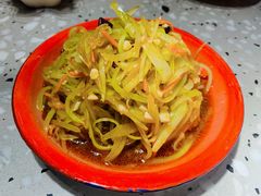 -鹤江桥·红油牛肉粉(SKP店)