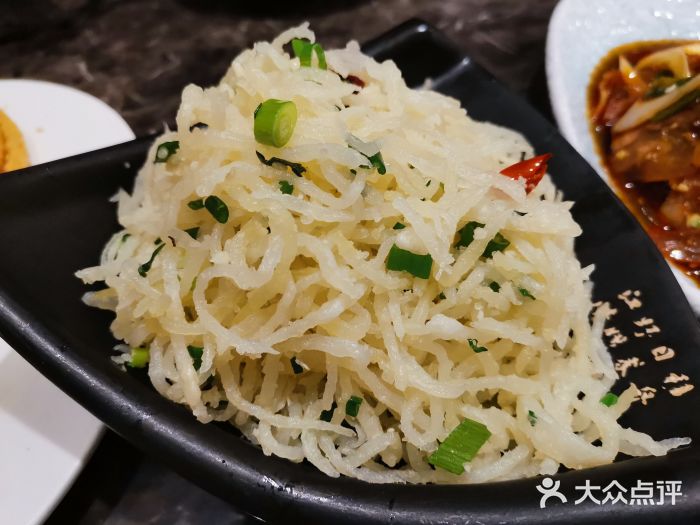 兴庆斋·盐池手抓羊肉清真餐厅(交通学院店)美味土豆筋图片