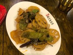 -老鼎万春卤菜(鹭湖宫8区店)