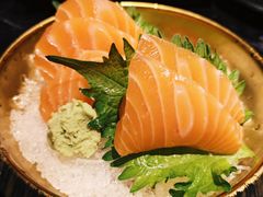 -山川小町·极番烧肉(新地假日广场店)