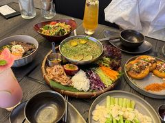 -Ameigo梅果·云贵川bistro(长宁来福士店)