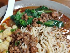 -丁丁猫重庆小面(徐州路店)