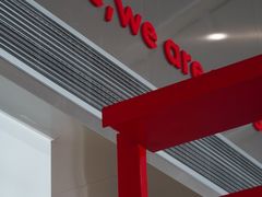 -UNI UNI(环亚凯瑟琳店)