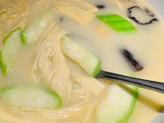 -汤城小厨•粤菜•靓汤(金宝街店)
