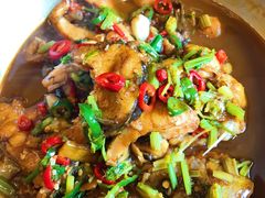 青鲩-万小金辣椒炒肉(三经路店)