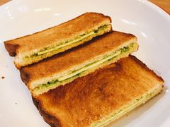 咖椰吐司-HELLO 27 意面·沙拉·帕尼尼