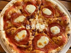 -城市大道红炉披萨烘焙坊