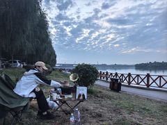 -丁香湖公园