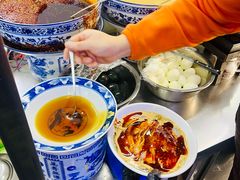 -何老二卤汁凉粉