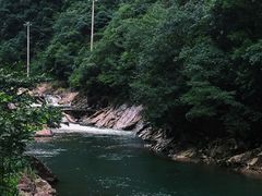 -安吉龙王山峡谷漂流