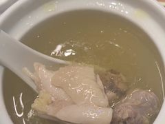 -老乡鸡(上海白玉兰广场店)