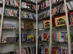 -钟书阁(松江泰晤士小镇店)