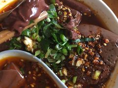 -小杨翘脚牛肉