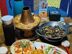 -雀舞云南菜(天津天河城购物中心店)