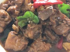 板栗烧鸡-天乐农家鱼头王(天目湖店)