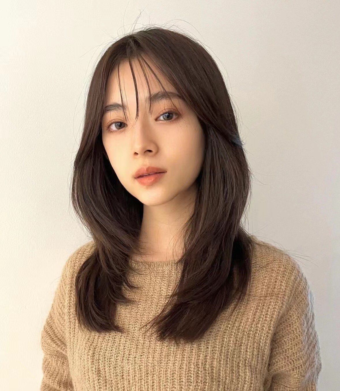 圆脸,方脸,鹅蛋脸 适合刘海