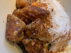 -大头虾越式风味餐厅(光明广场店)