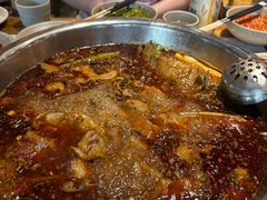 -肖肖酸萝卜鱼火锅(总店)