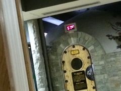 -绿岛汤泉韩式休闲会所