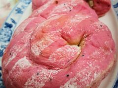 火龙果奶酪包-LELECHA乐乐茶(上海五角场万达广场店)