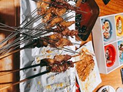 -喝丢一只鞋海鲜烧烤·海肠捞饭(文体街店)