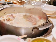 -三人行骨头王火锅(长寿店)