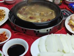 -花苑美食横琴生蚝火锅(拱北粤华路店)