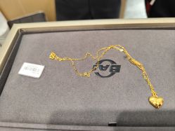 -菜百首饰店(东方新天地店)