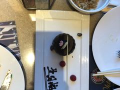 -亮马河饭店翠雅咖啡厅