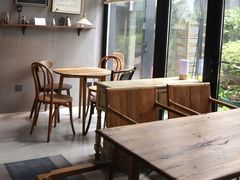 靠窗位-大井咖啡店(大井巷店)