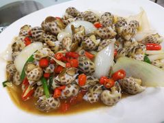 -小辣妹川味海鲜加工店(第一市场椰风巷店)
