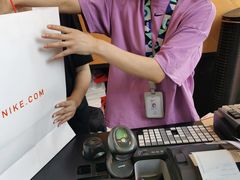 -NIKE上海青浦优选体验店