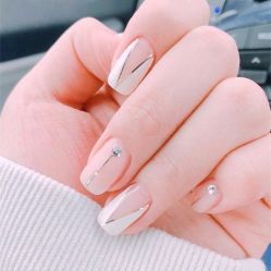 -Pink You美甲美睫纹绣定制中心