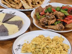 -竹乡人家大鱼头(南山竹海店)