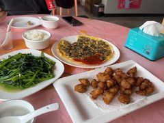 -鑫悦楼煎蟹·16年海鲜大排档