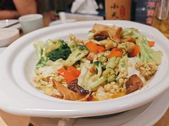 -严记小天府酸菜鱼(西四路店)