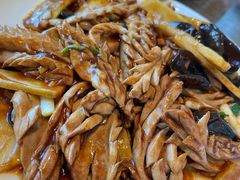 -泉畔人家·老济南经典鲁菜(大明湖店)