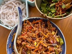 -包整·丝娃娃(一览甲秀楼风景店)