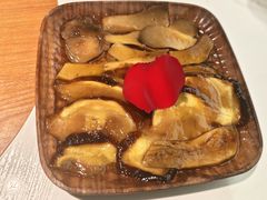 见手青-芸山季·云南野生菌火锅(南翔印象城MEGA店)