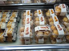 -金色麦甜糕点(面包.蛋糕.华苑店)
