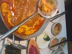 -左庭右院鲜牛肉火锅(金山万达店)