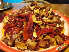 辣子鸡-柴窝堡22号辣子鸡·传承新疆菜